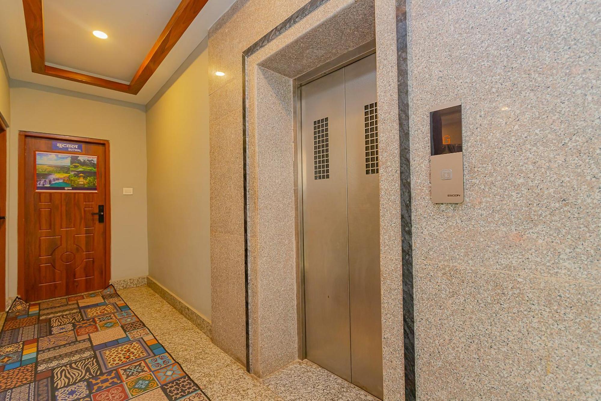 Oyo 799 Hotel Tik Tok Pvt Ltd. Katmandu Dış mekan fotoğraf