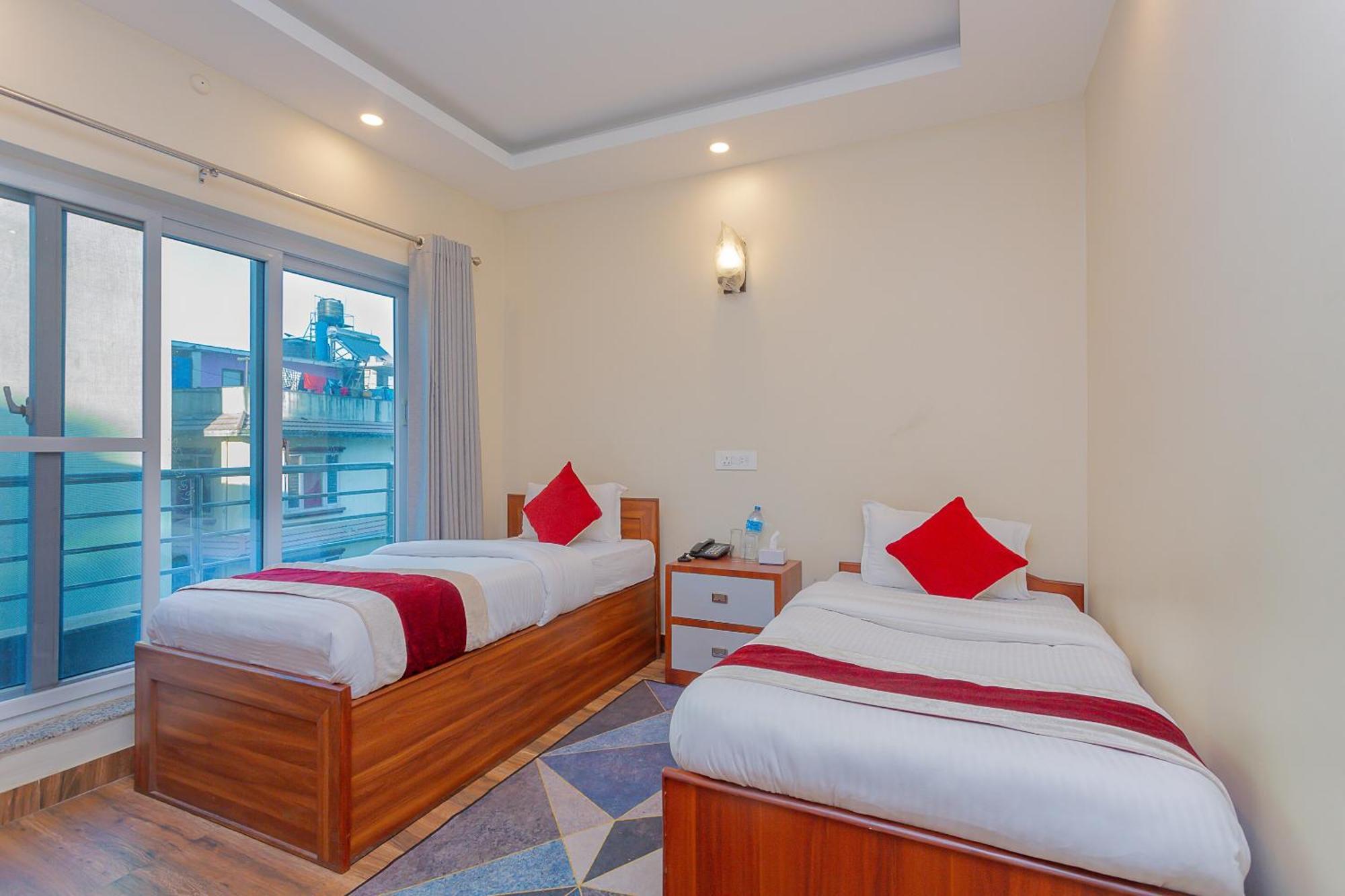 Oyo 799 Hotel Tik Tok Pvt Ltd. Katmandu Dış mekan fotoğraf