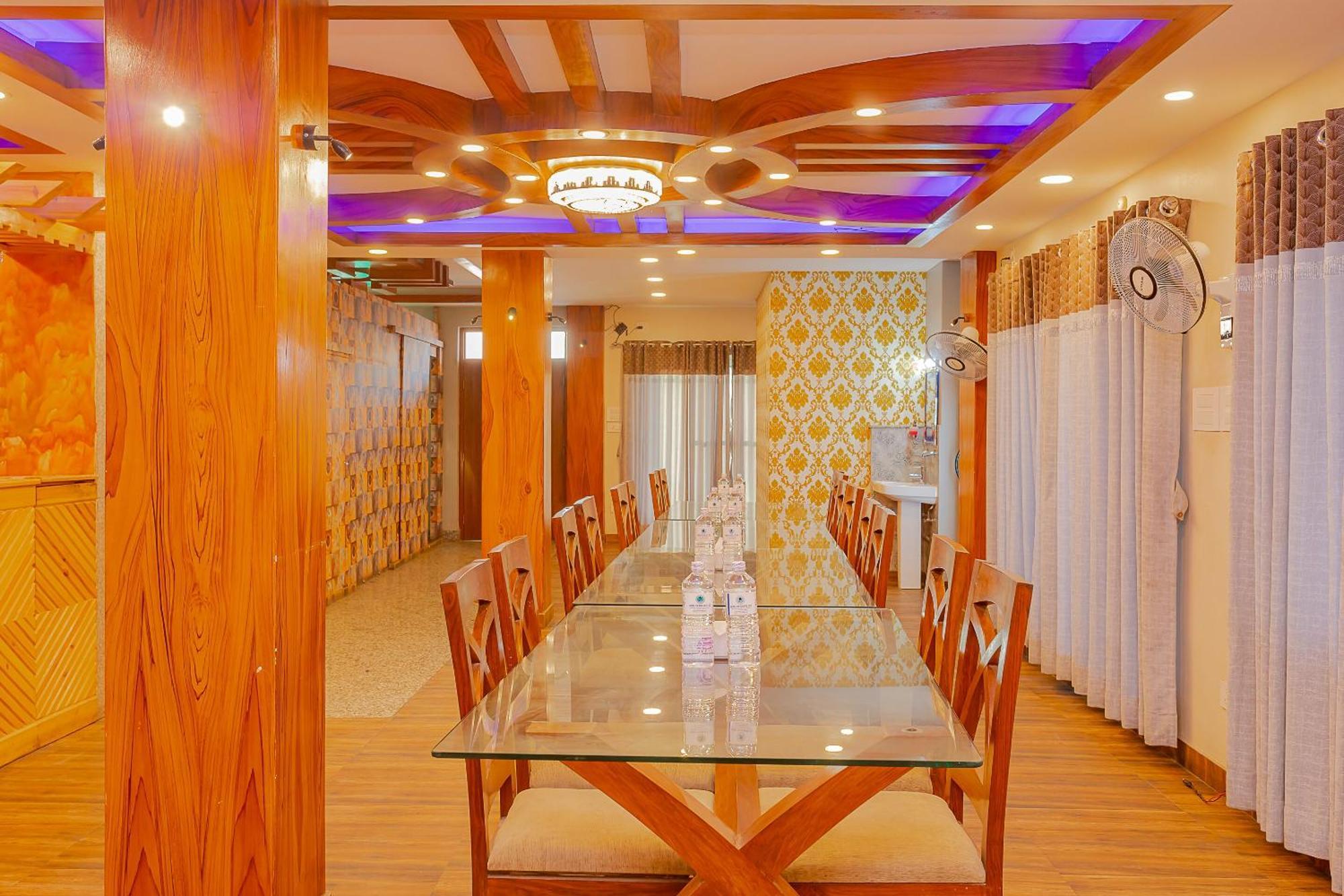 Oyo 799 Hotel Tik Tok Pvt Ltd. Katmandu Dış mekan fotoğraf